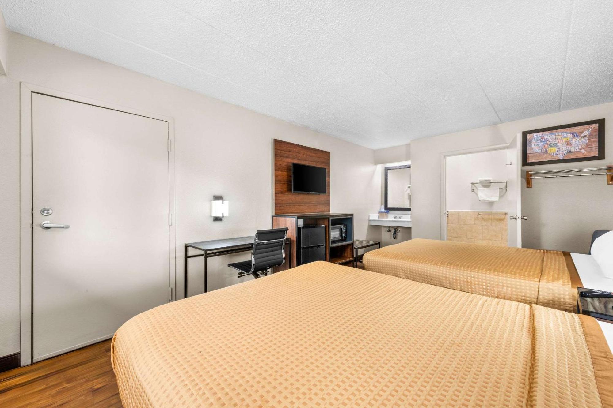 Econo Lodge Charlotte Airport Extérieur photo